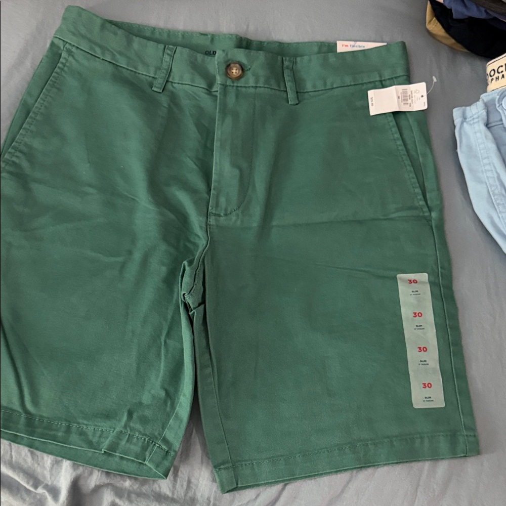 Old Navy Men's Teal Flat Front Shorts